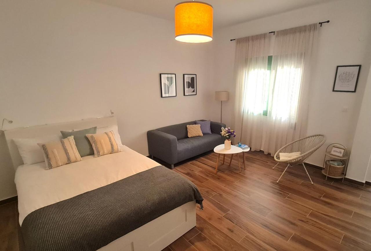 Yannis Guest House Aegina Ngoại thất bức ảnh